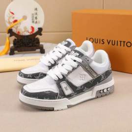 Picture of Louis Vuitton Shoes _SKULVsz38-46jyh120415168